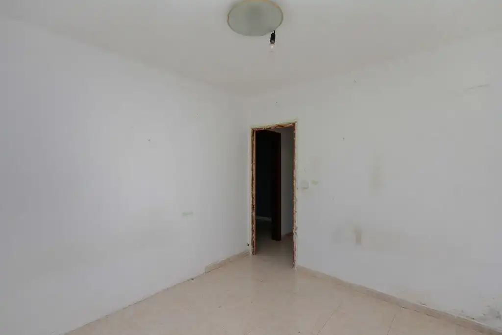 Bedroom of Flat for sale in Badalona