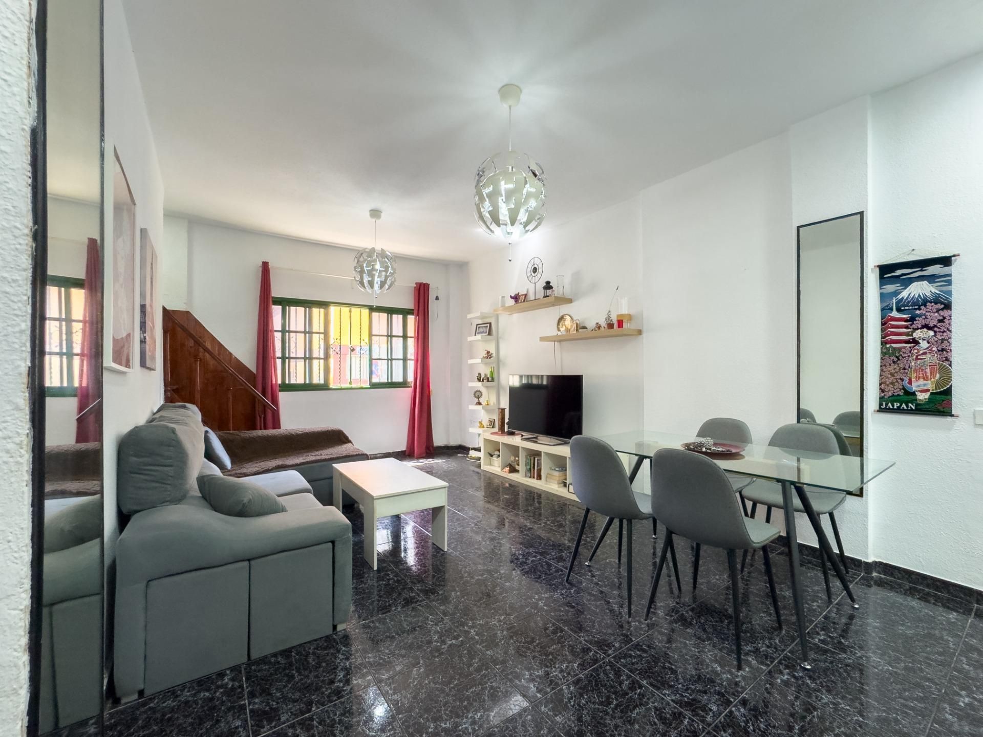 Sala de estar de Planta baja en venta en  Santa Cruz de Tenerife Capital