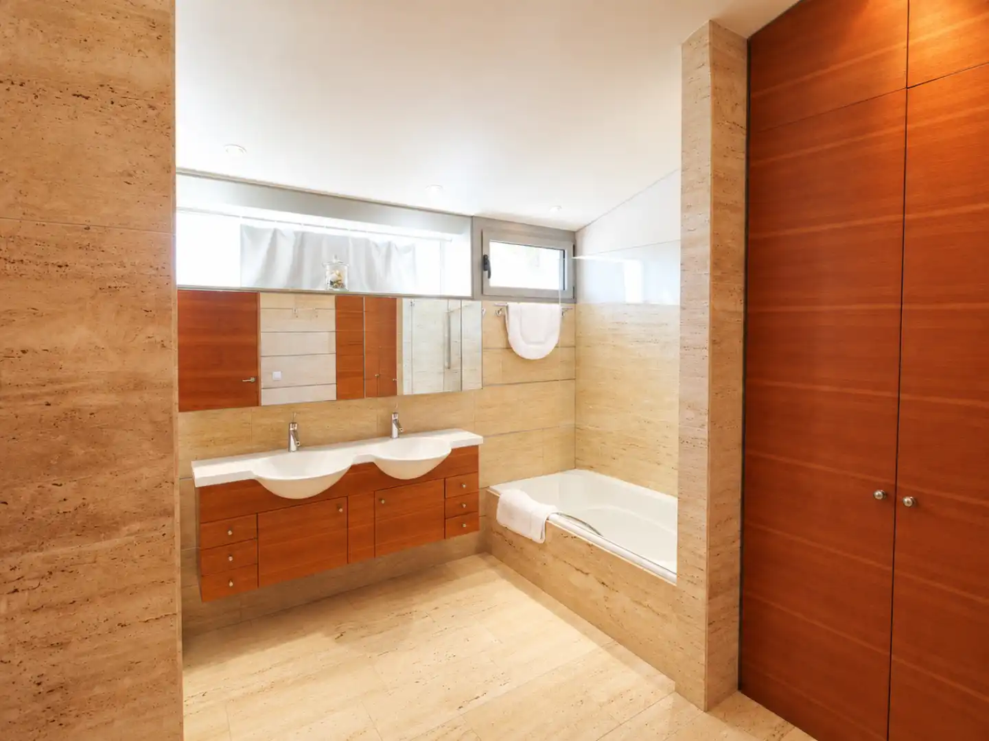 Bathroom of Houses for sale in Llucmajor  with Air Conditioner, Heating and Private garden
