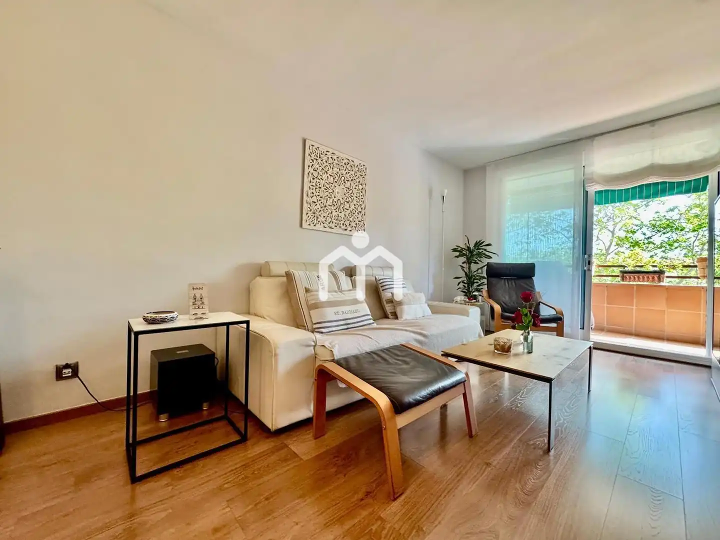 Vista exterior de Piso en venta en Badalona con Aire acondicionado, Calefacción y Parquet