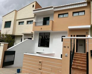 Vista exterior de Casa o xalet de lloguer en Monachil amb Terrassa