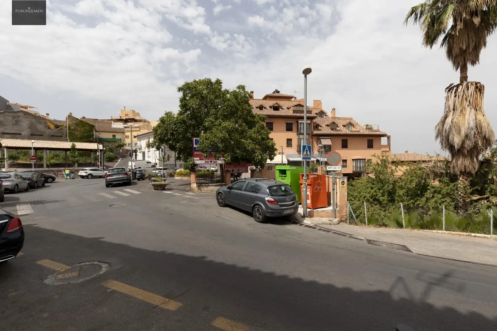 Vista exterior de Casa adosada en venda en Monachil amb Aire condicionat, Calefacció i Terrassa