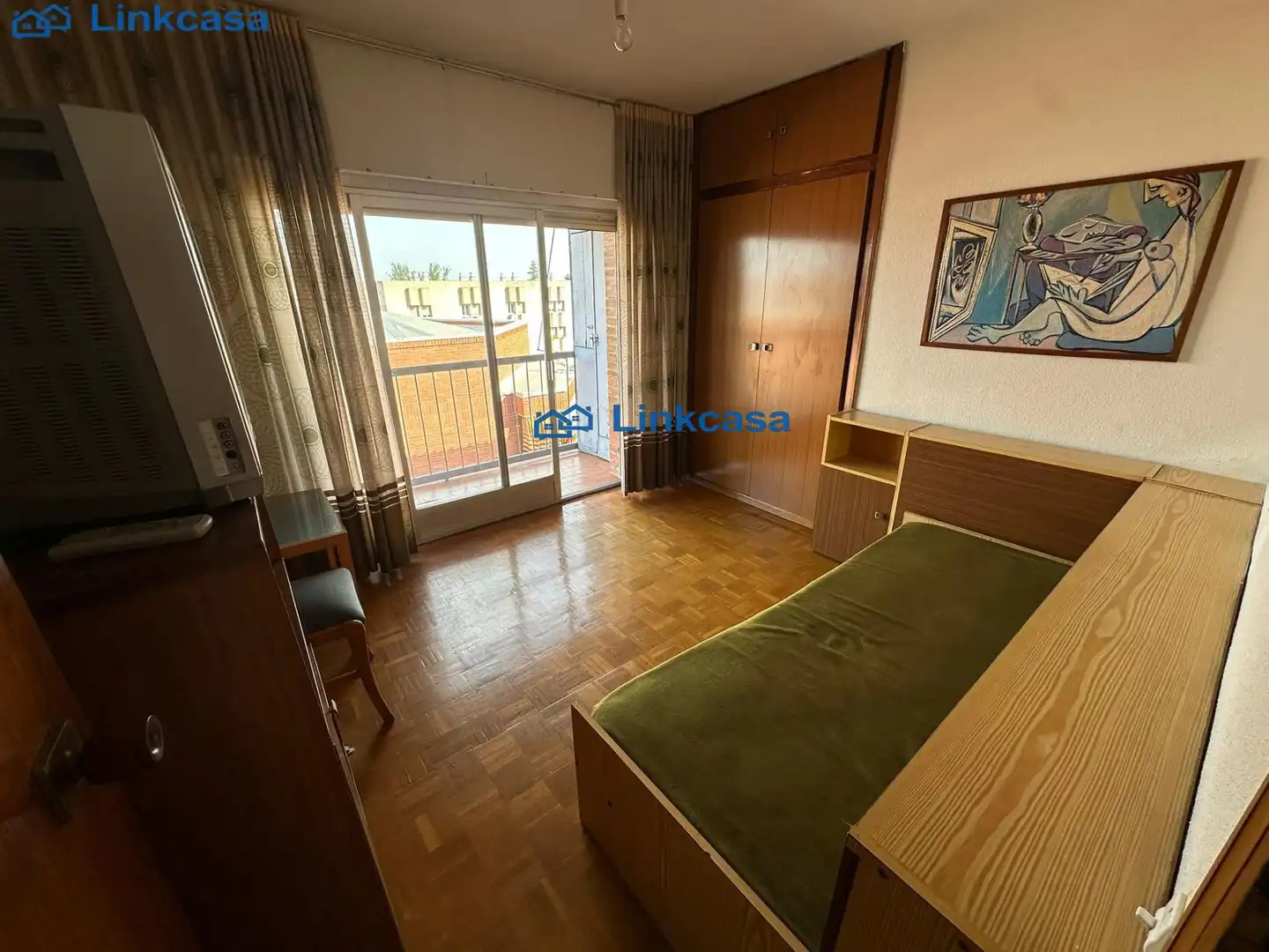 Habitación de Piso en venta en Madrid con Parquet