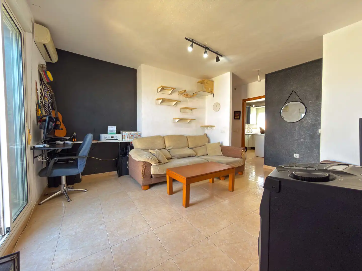 Living room of Attic for sale in Roquetas de Mar  with Terrace and Furnished