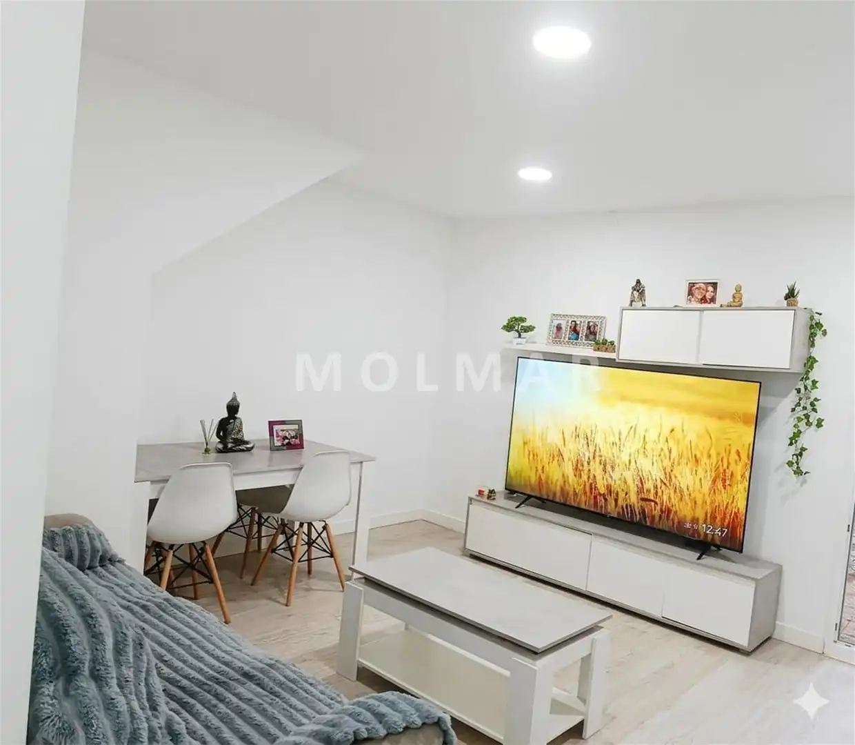 Sala de estar de Piso en venta en Elda con Parquet, Terraza y Trastero