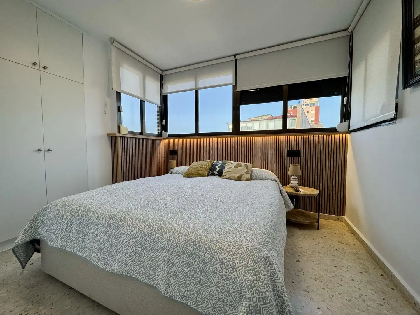 Bedroom of Apartments for rent in Benidorm  with Air Conditioner, Furnished and Community pool