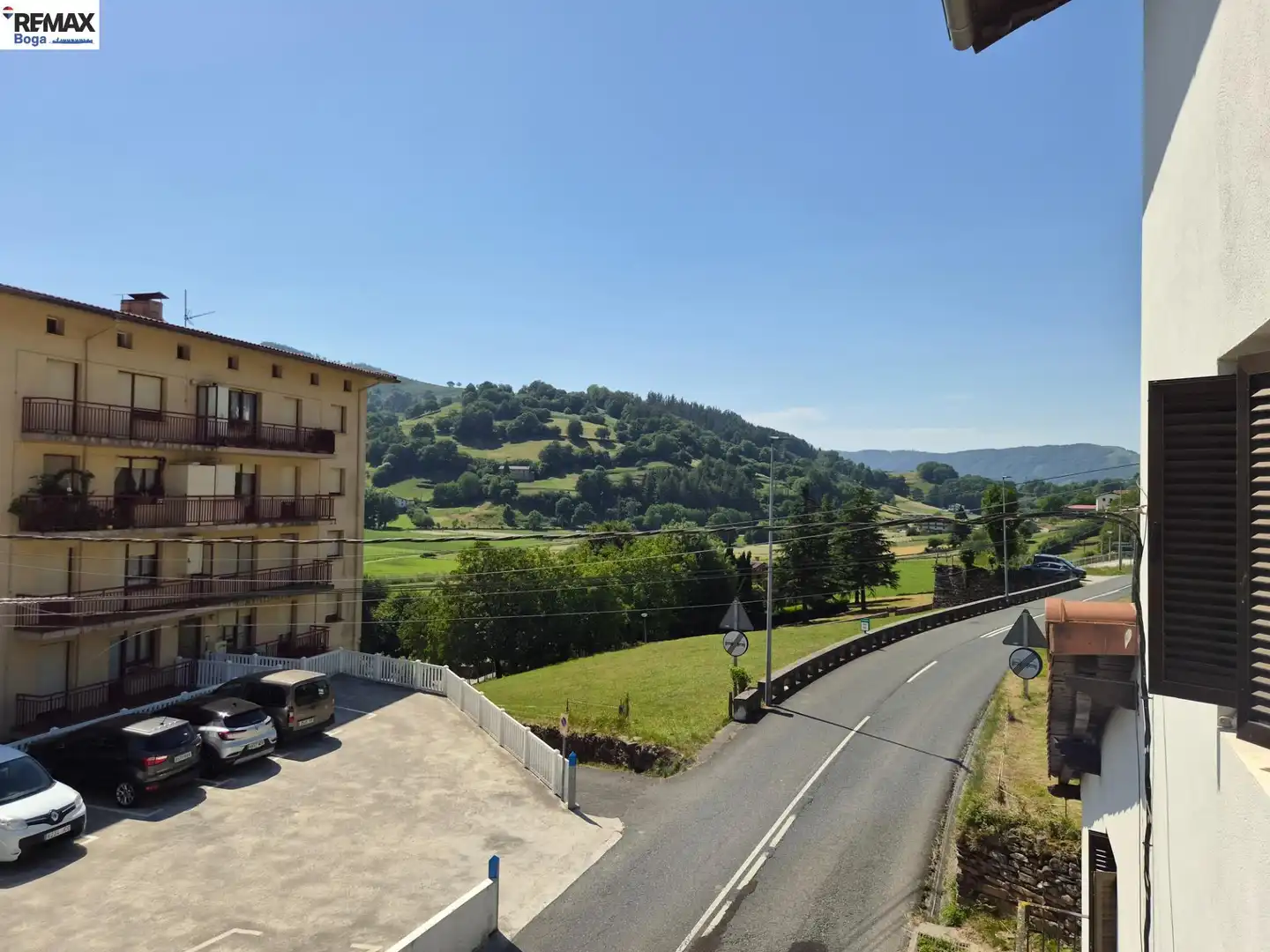 Vista exterior de Casa o xalet en venda en Berastegi amb Calefacció, Jardí privat i Terrassa