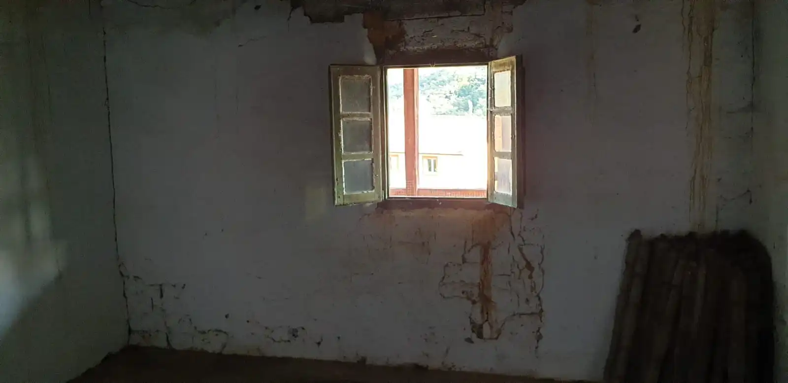 Casa o xalet en venda en Valle de Manzanedo amb Jardí privat, Moblat i Balcó