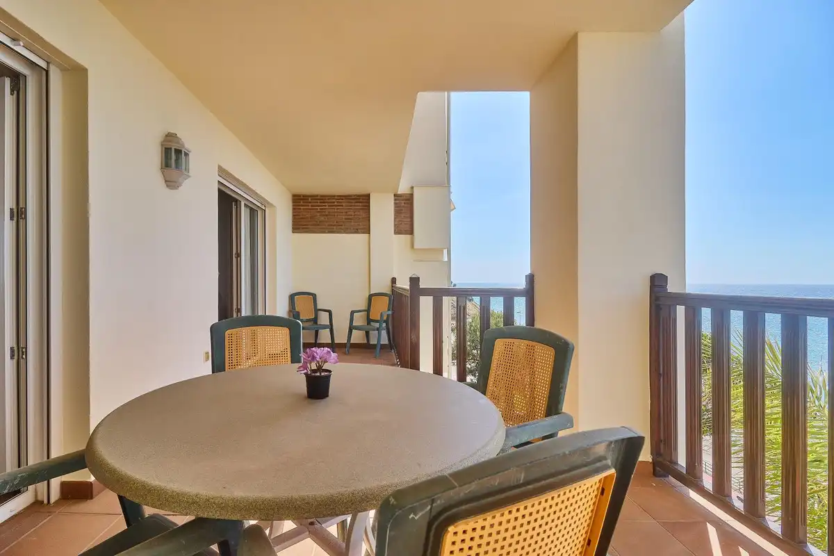 Apartment with pool for sale in del sol, imagen 10