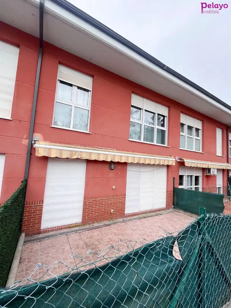 Vista exterior de Planta baixa en venda en Piélagos amb Calefacció, Jardí privat i Balcó