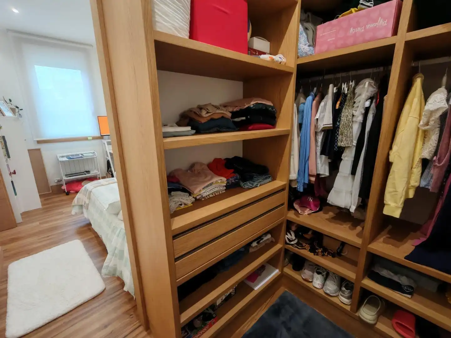 Bedroom of Flat for sale in Vigo   with Heating