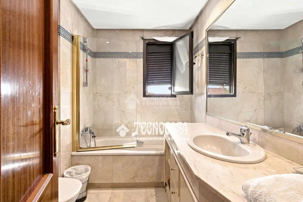 Piso con ascensor en venta en Ciudad Lineal, imagen 16
