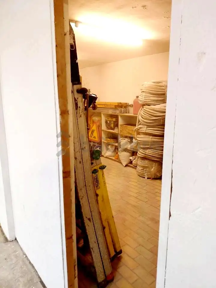 Commercial properties for rent in Esplugues de Llobregat  with Air Conditioner