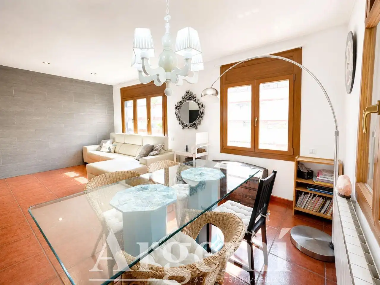 Sala de estar de Casa adosada en venta en Palau-solità i Plegamans con Calefacción, Jardín privado y Trastero