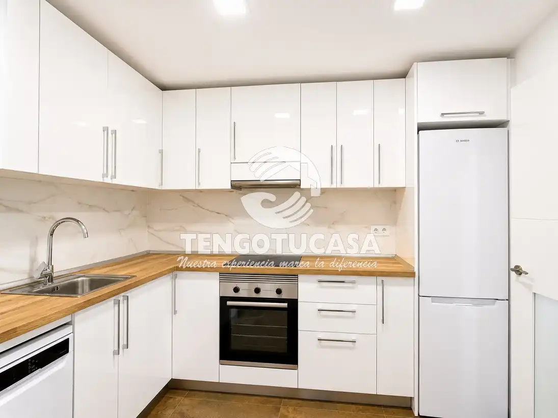 Kitchen of Flat for sale in Madrid  with Air Conditioner, Heating and Terrace