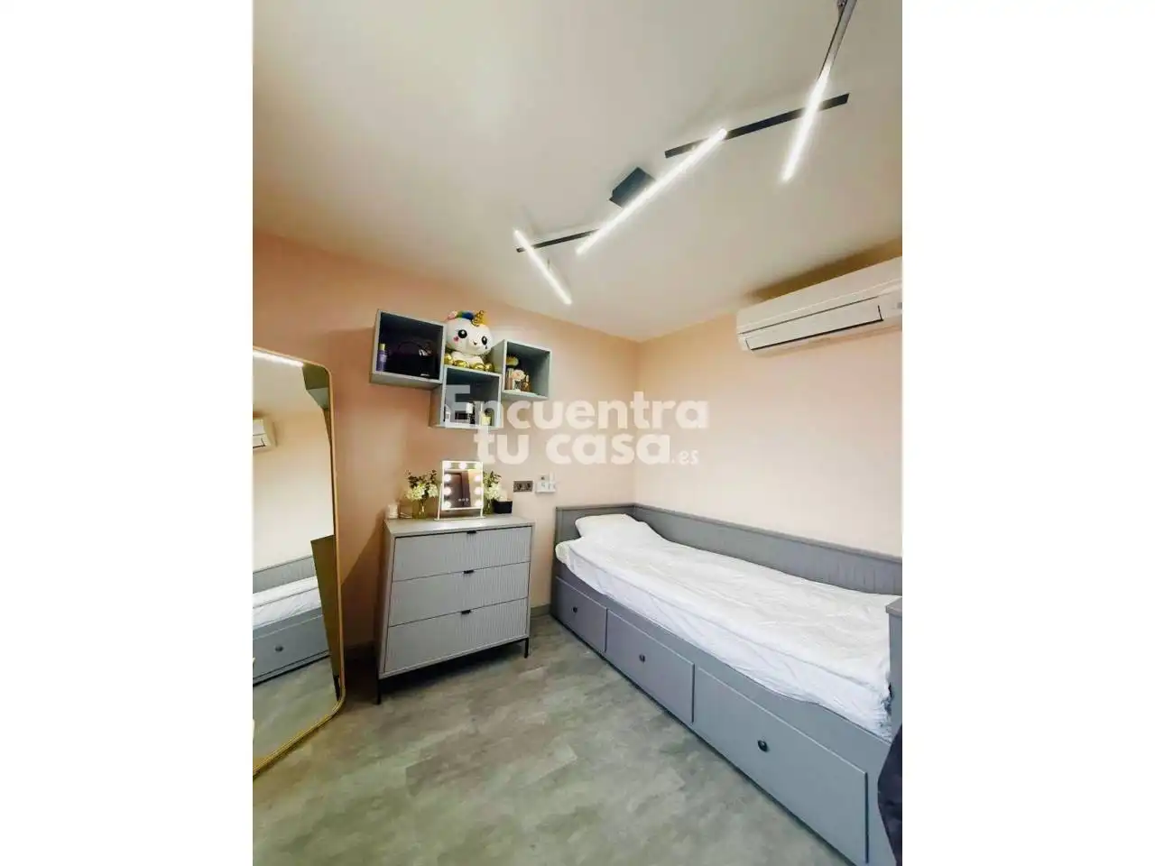 Duplex with pool for sale in Avenida París, imagen 21