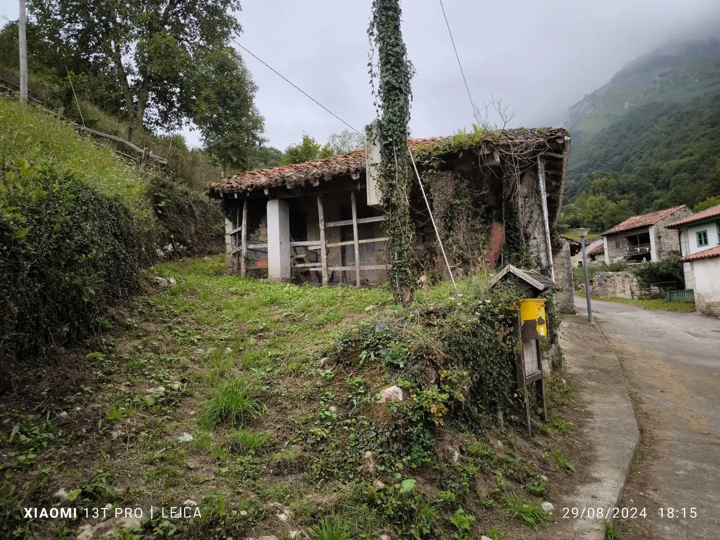 Außenansicht von Haus oder Chalet zum Verkauf in Ponga