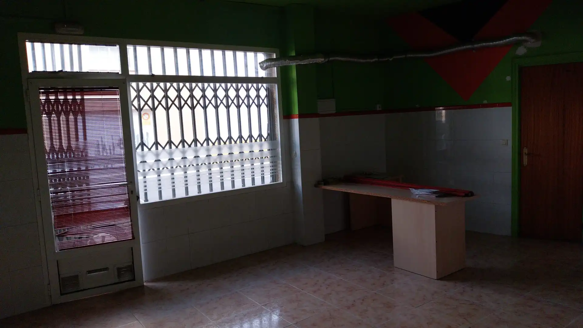 Local comercial en alquiler en Calle el Tercio
