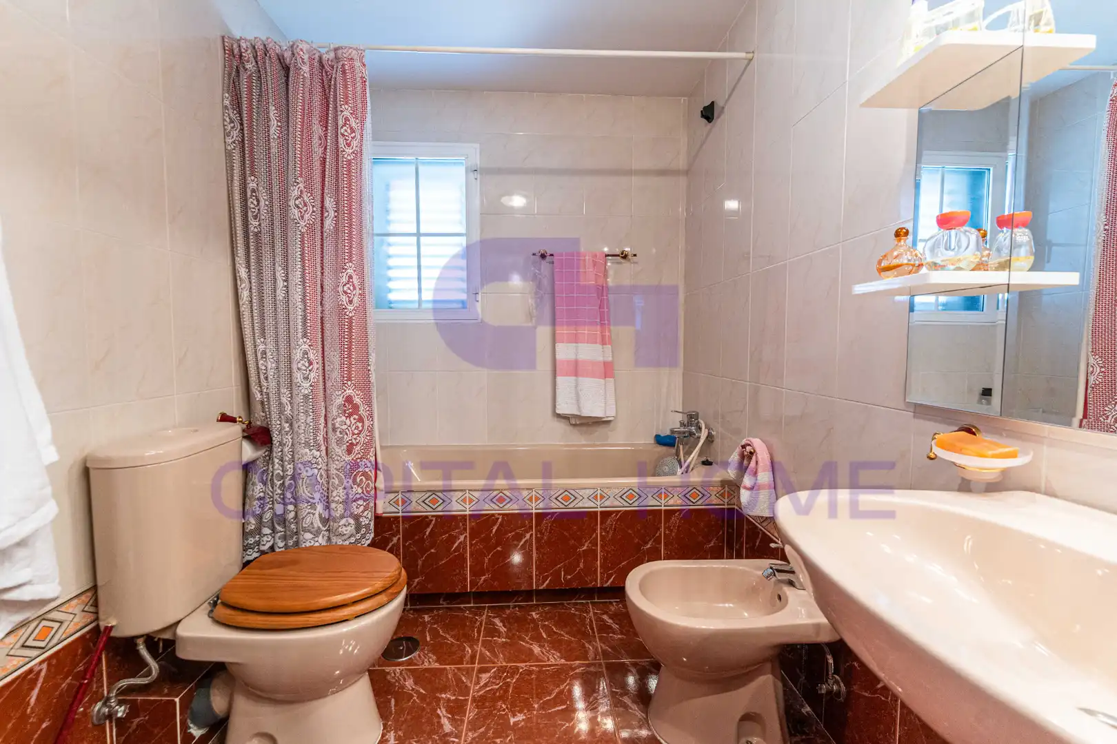 Doppelhaushälfte mit Garten zum Verkauf in Calle del Roble, imagen 38