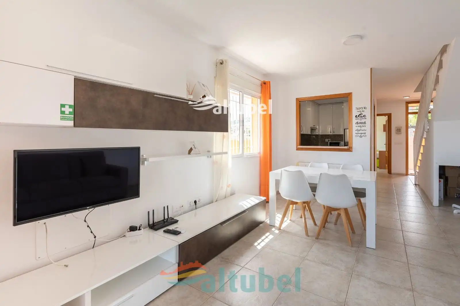 Living room of Houses for sale in Peñíscola / Peníscola  with Air Conditioner, Terrace and Swimming Pool