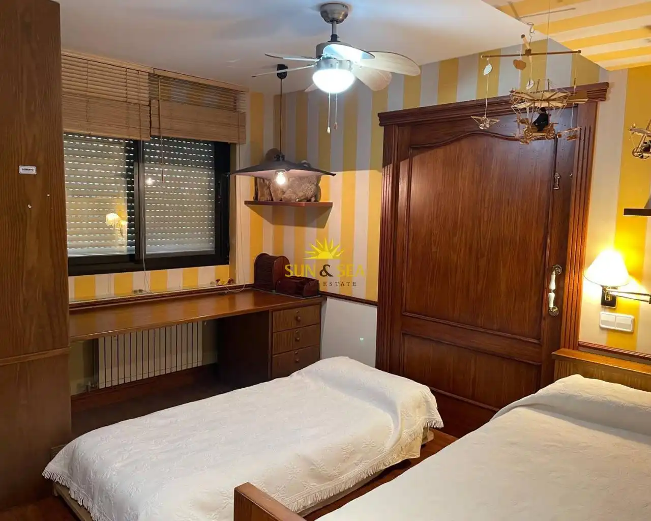 Bedroom of Houses for rent in Benidorm  with Air Conditioner, Private garden and Terrace