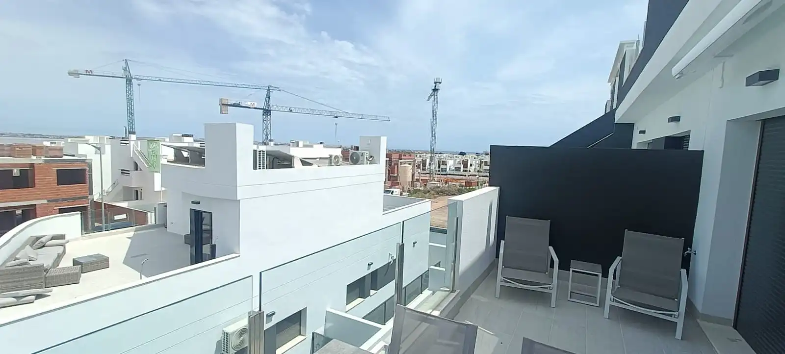 Terraza de Ático de alquiler en Torrevieja con Aire acondicionado, Calefacción y Terraza