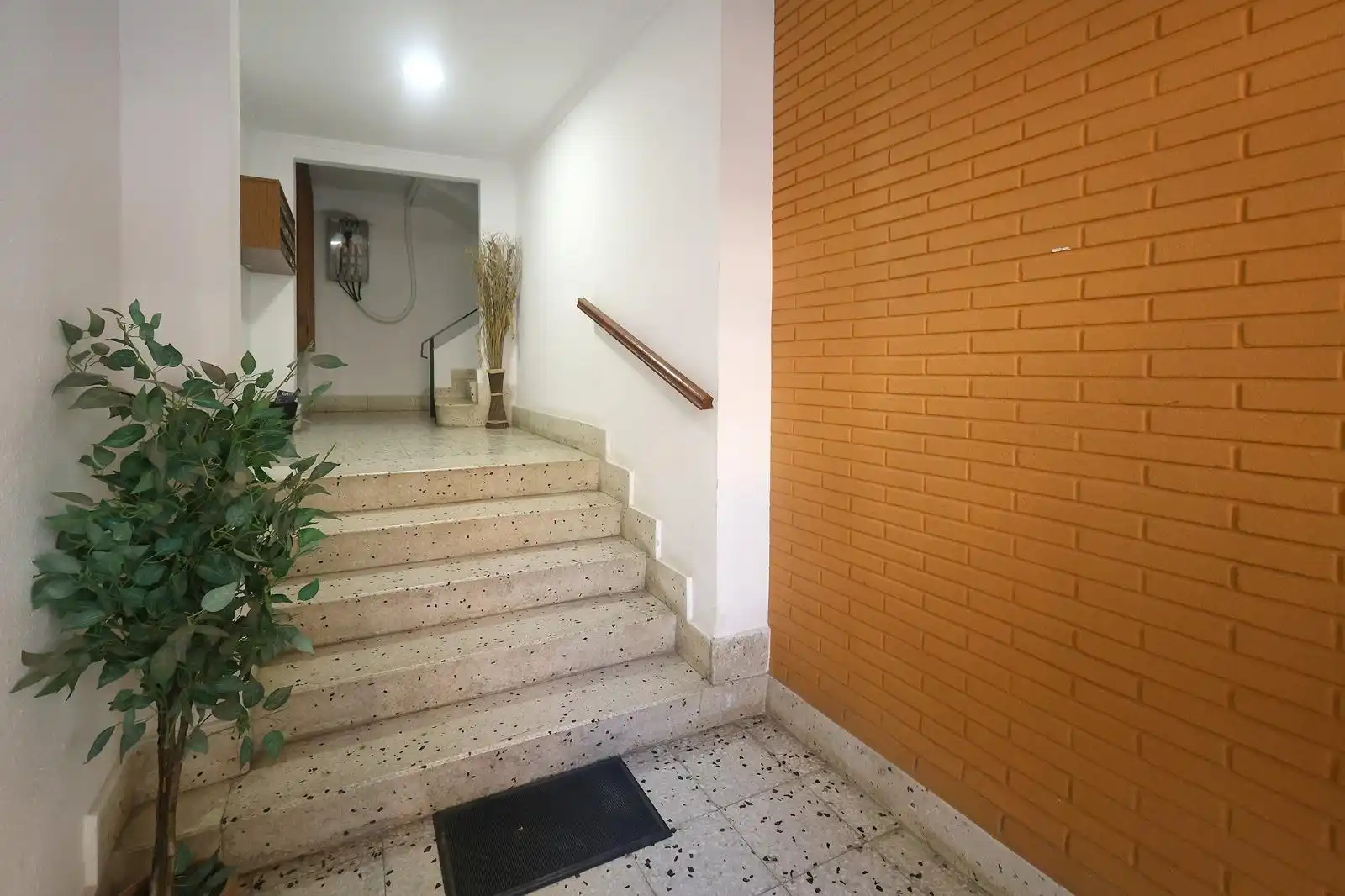 Piso en venta en Valencia con Aire acondicionado, Parquet y Terraza