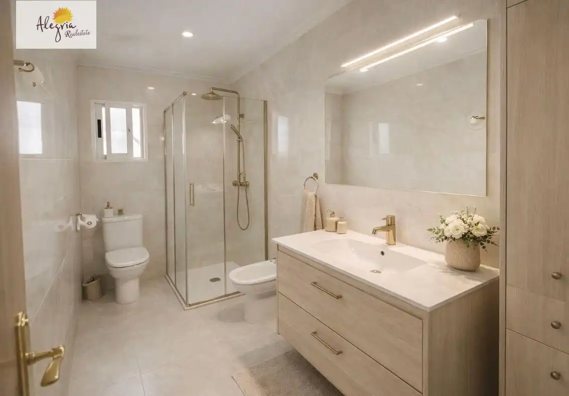 Bany de Apartament en venda en Alicante / Alacant
