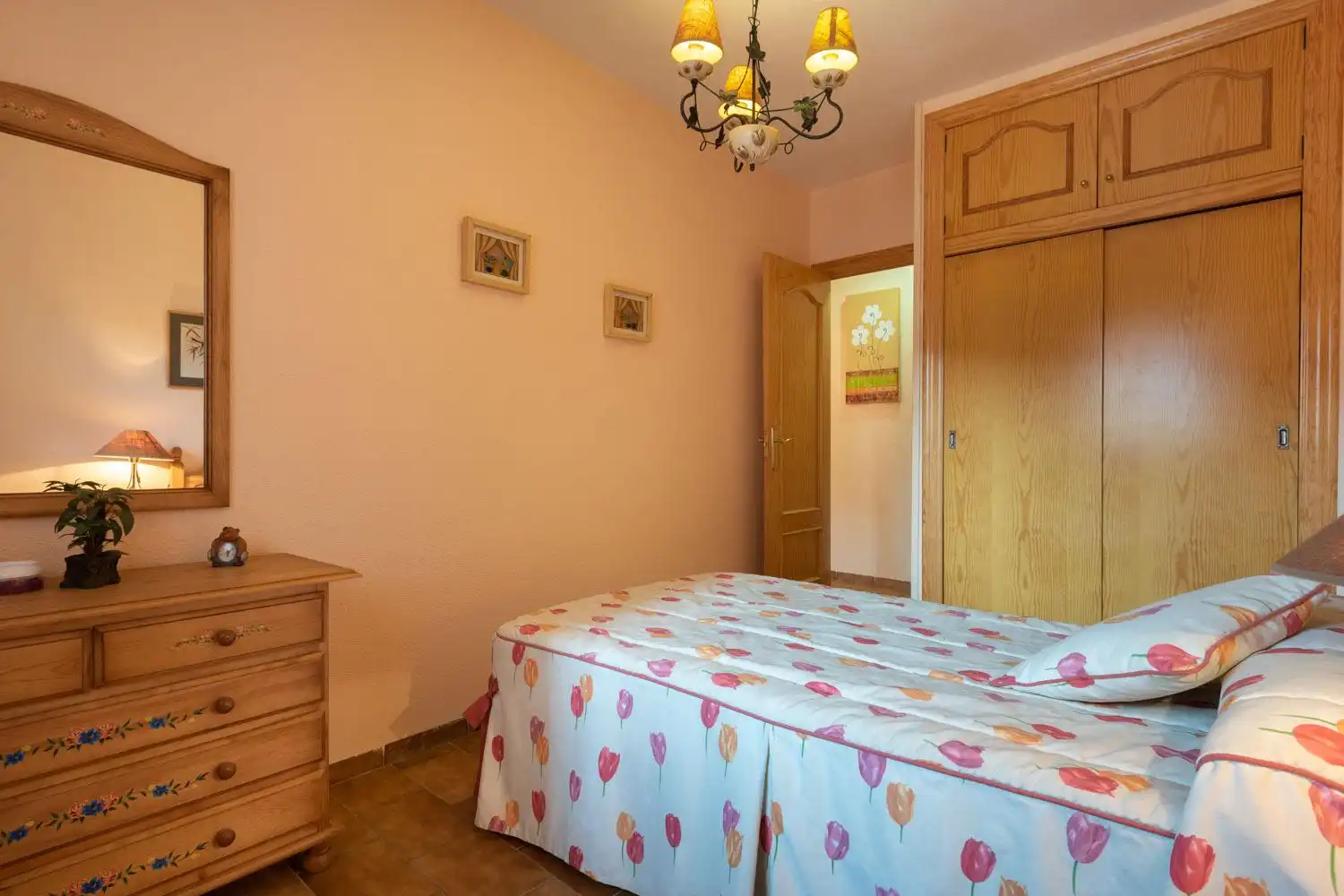 Bedroom of Flat for sale in Entremares