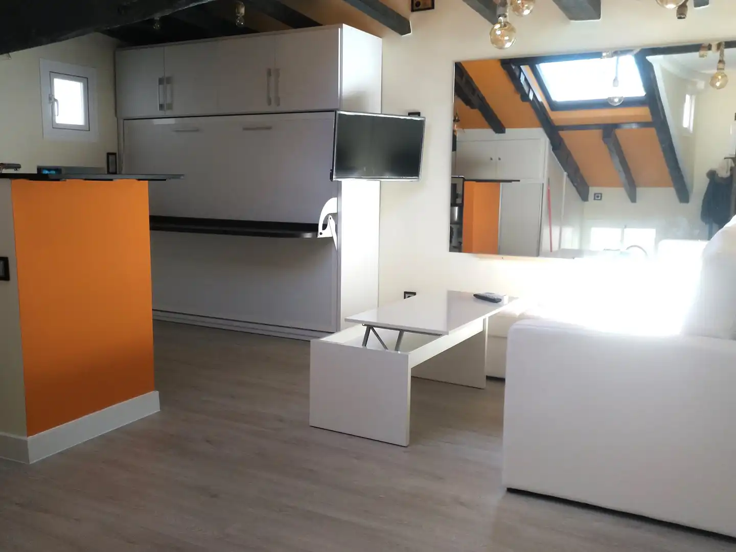 Sala de estar de Estudio en venta en Madrid con Aire acondicionado, Calefacción y Amueblado