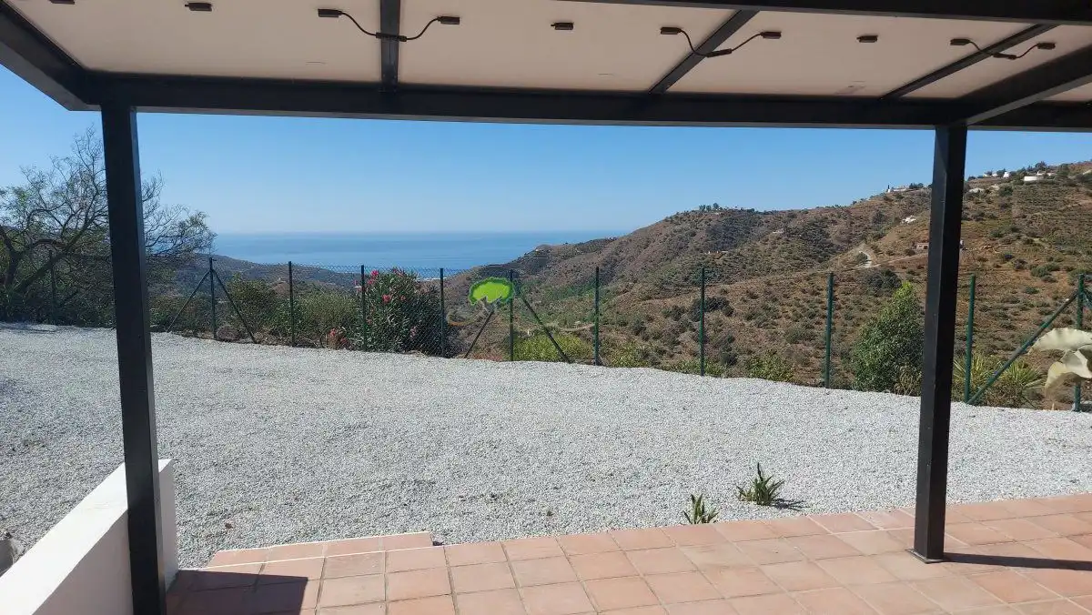 Vista exterior de Finca rústica en venta en Cómpeta con Aire acondicionado, Terraza y Trastero