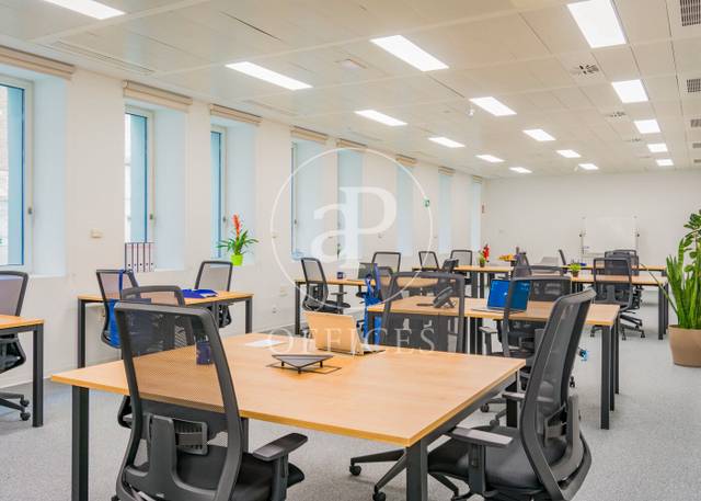 Oficina en Alquiler en P.º de la Castellana en Ríos Rosas - Nuevos Ministerios