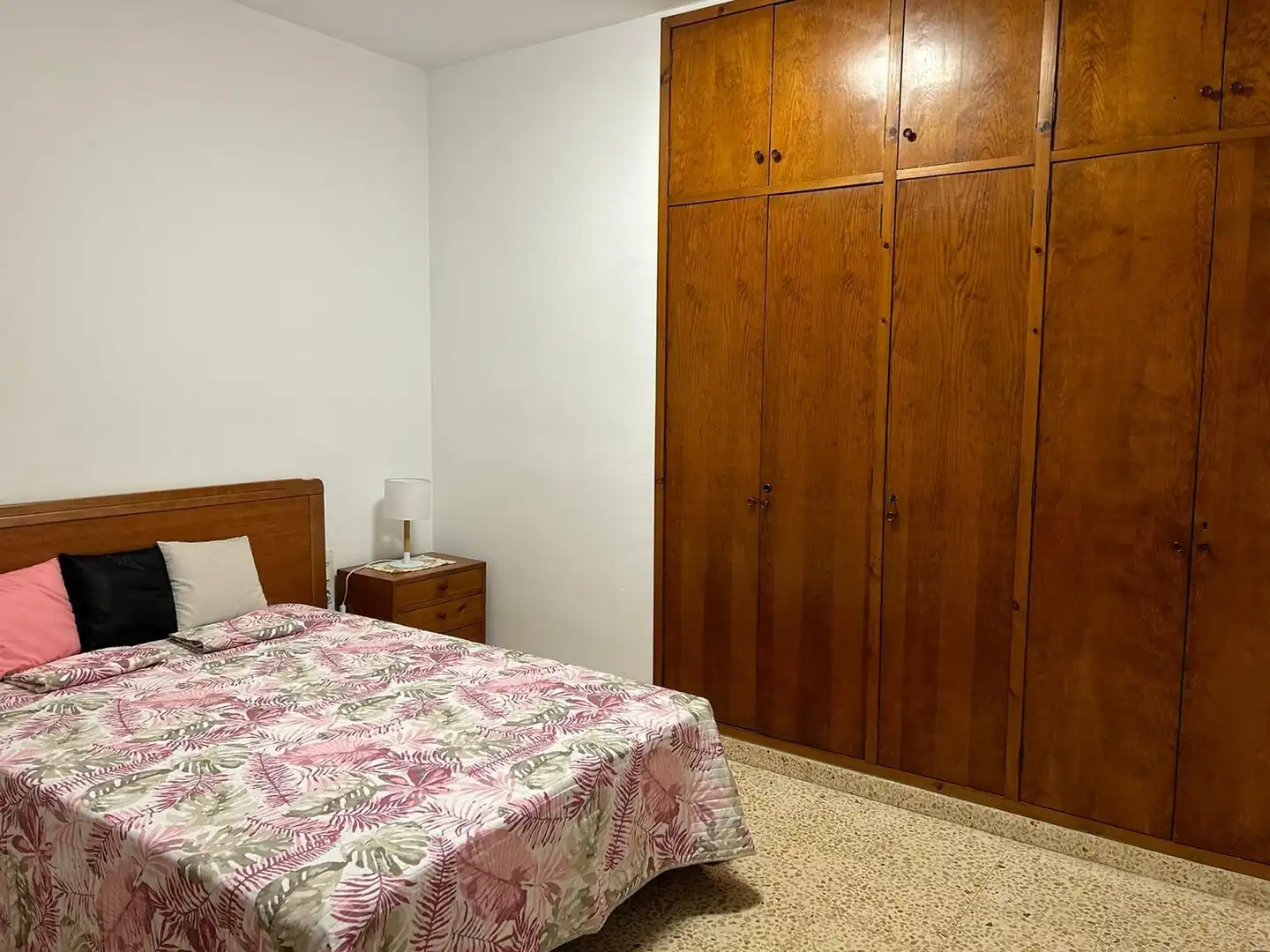 Habitación de Piso de alquiler en Alboraya con Amueblado y Balcón