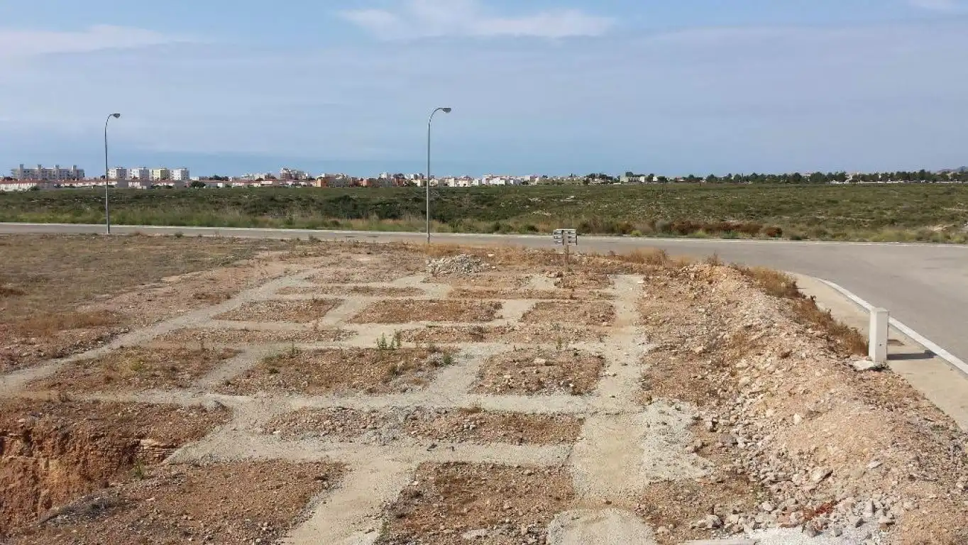 Wohnbaugrundstück zum Verkauf in Platja de Mont-roig, imagen 4