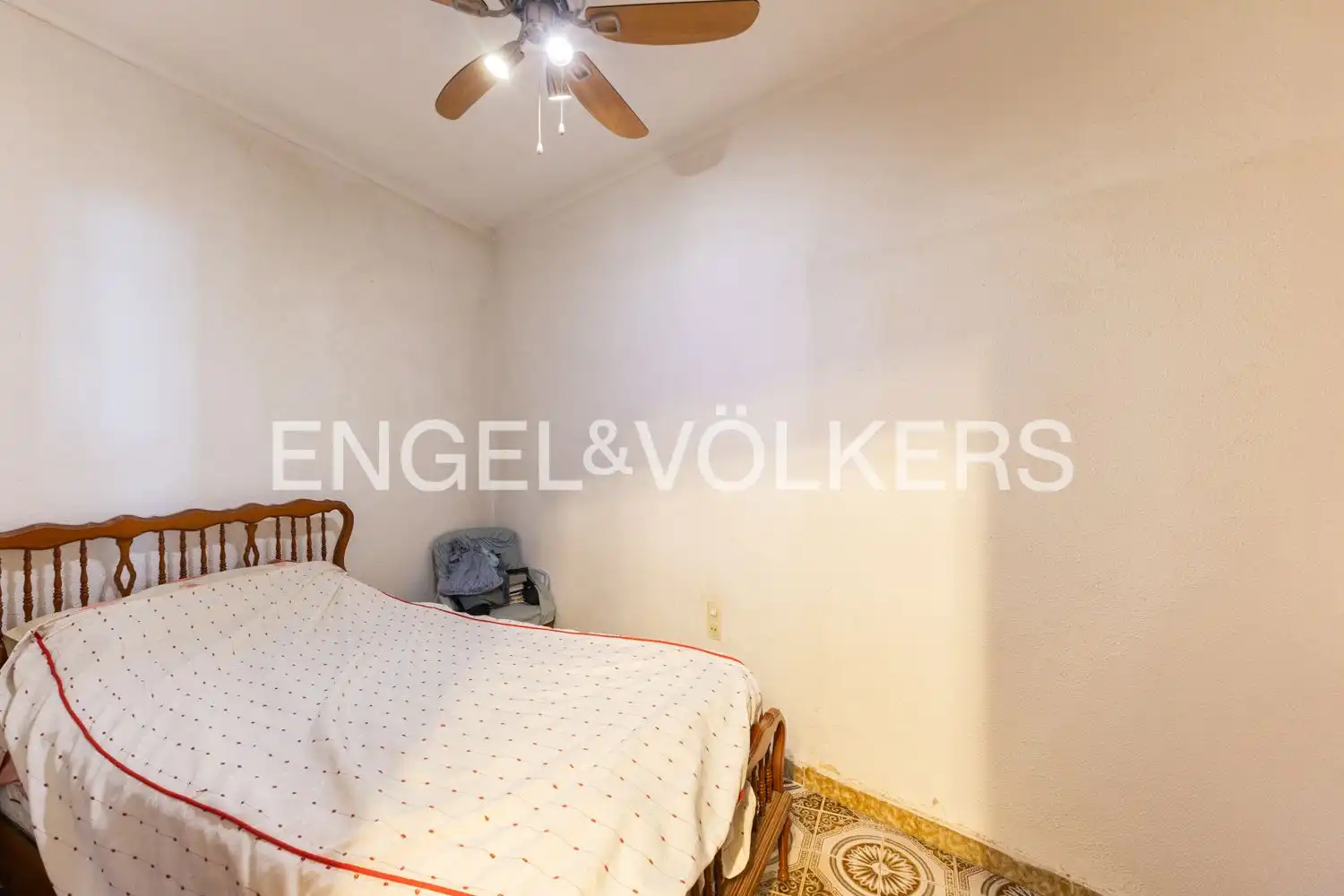 Houses for sale in Valencia  with Heating