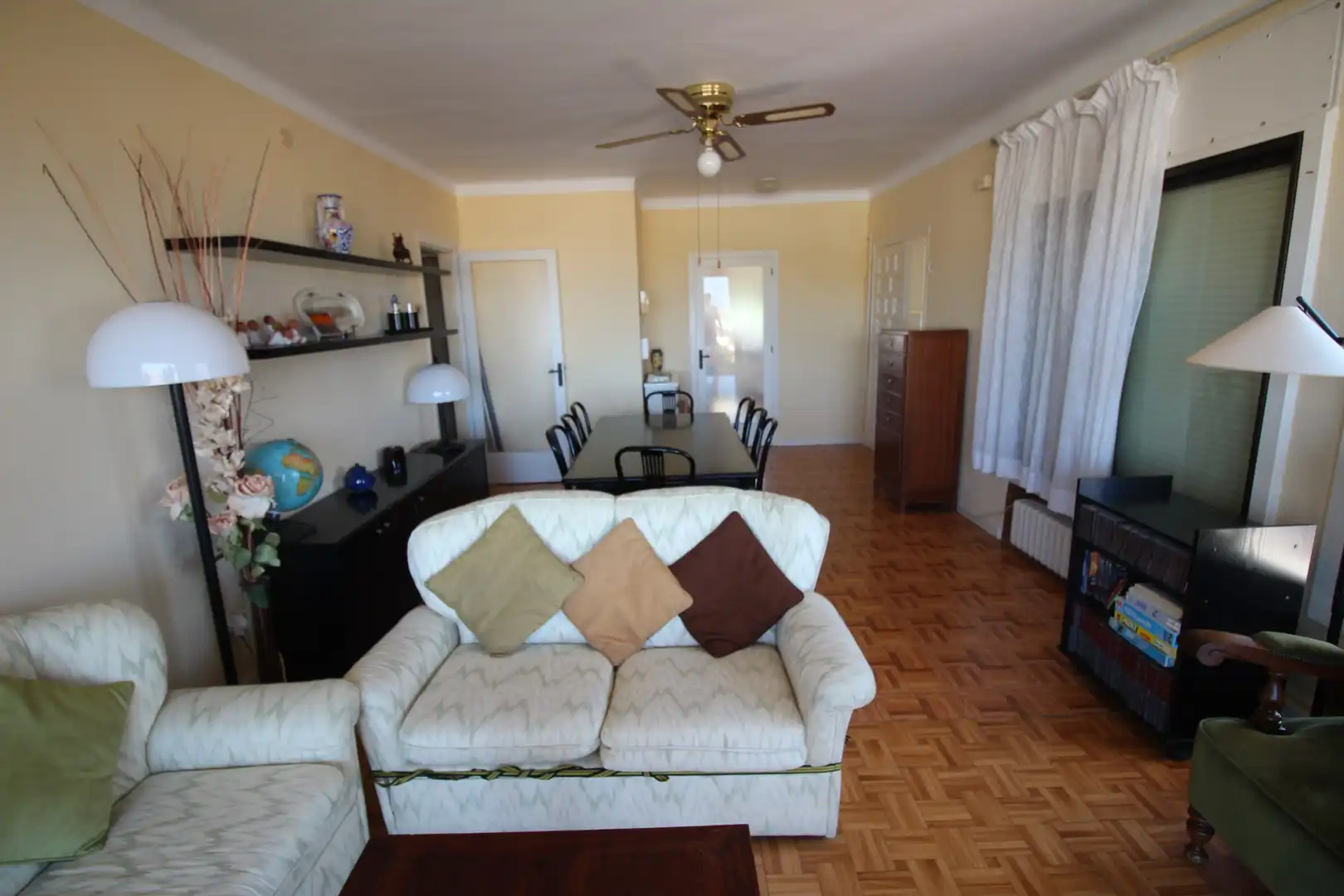 Sala de estar de Casa o chalet en venta en Llançà con Calefacción, Terraza y Amueblado
