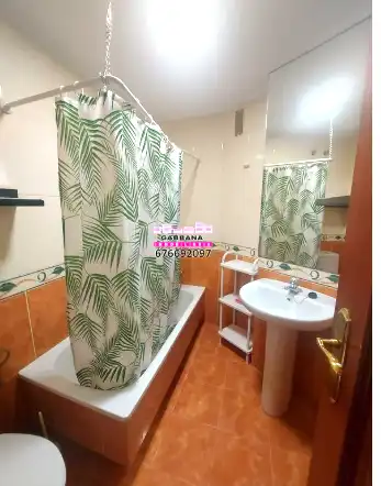 Baño de Estudio en venta en Vigo  con Amueblado