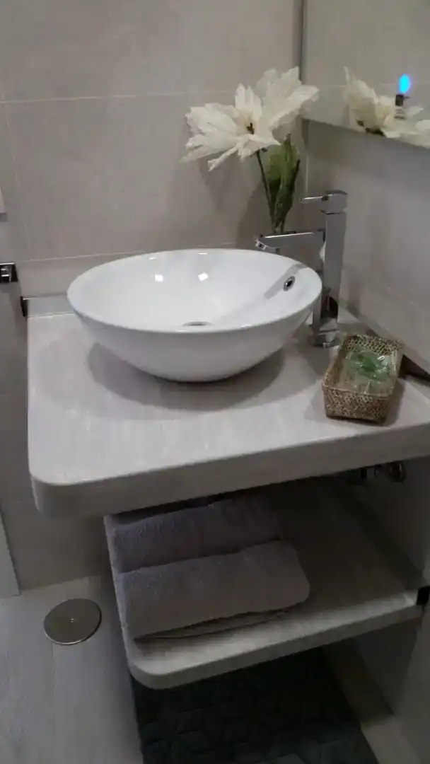 Badezimmer von Wohnungen zur Miete in Tarifa mit Klimaanlage