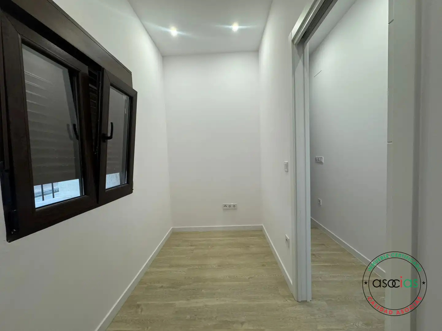 Casa adosada en venta en Gijón  con Calefacción y Jardín privado