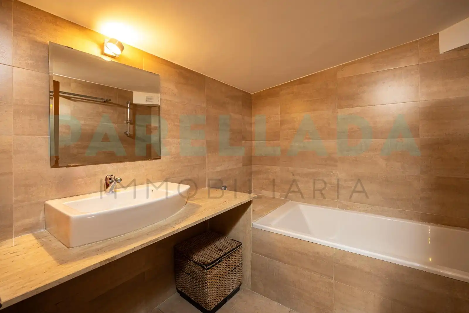 Baño de Casa o chalet en venta en Tiana con Aire acondicionado, Jardín privado y Terraza