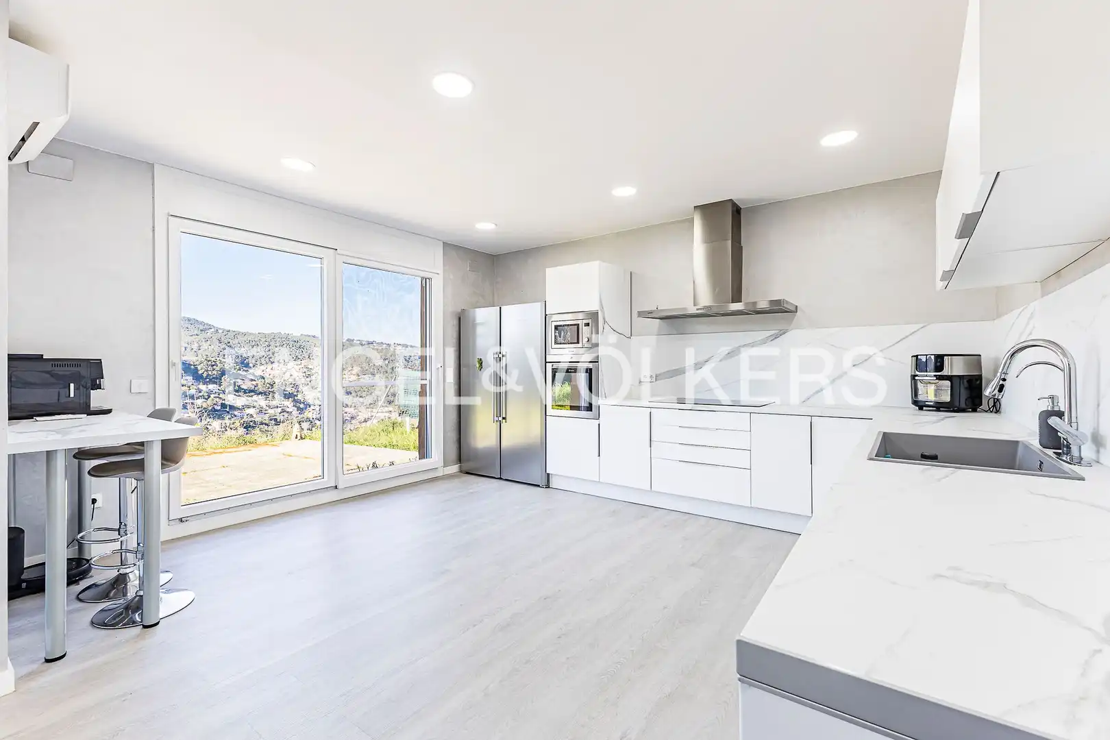 Kitchen of Houses for sale in Vallirana  with Heating and Private garden