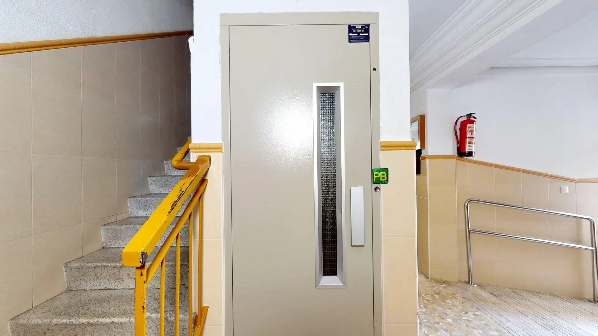 Pis amb ascensor en venda a Pasaje Poeta Belmonte Müller 2, imagen 32