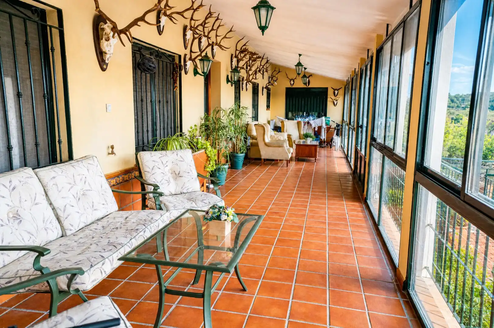 Terrassa de Finca rústica en venda en Alcuéscar amb Aire condicionat, Calefacció i Jardí privat