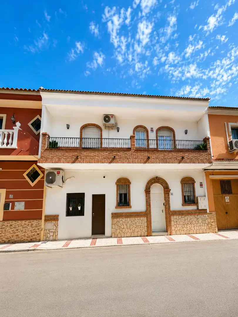 Vista exterior de Casa adosada en venta en Málaga con Aire acondicionado