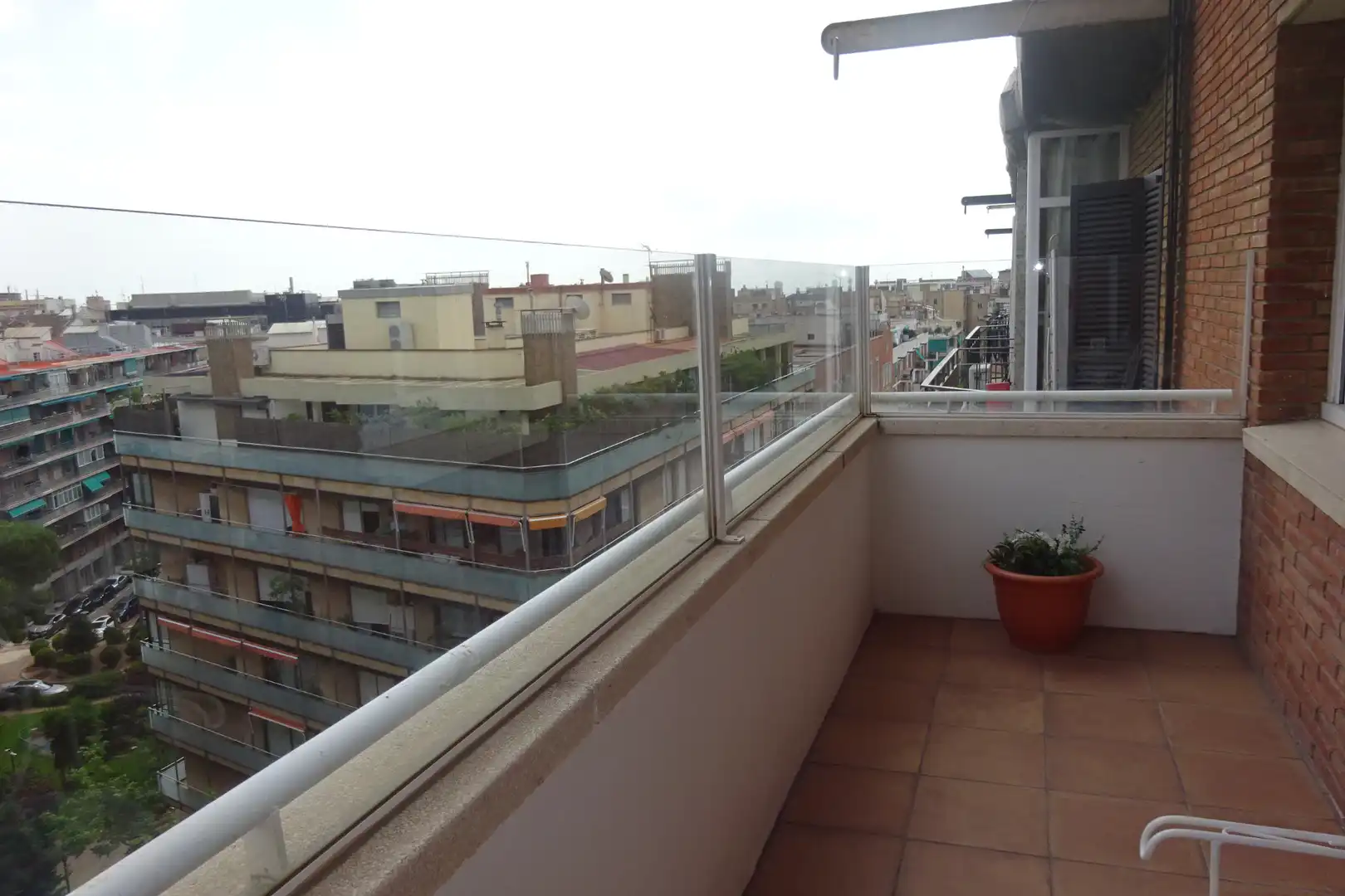 Flat for rent in Carrer de Bordeus, Barri de les Corts