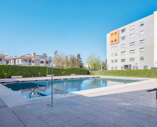 Piscina de Planta baixa en venda en Alhendín amb Jardí privat, Traster i Piscina comunitària