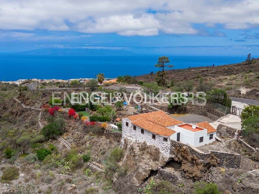 Vista exterior de Casa o xalet en venda en Guía de Isora amb Moblat