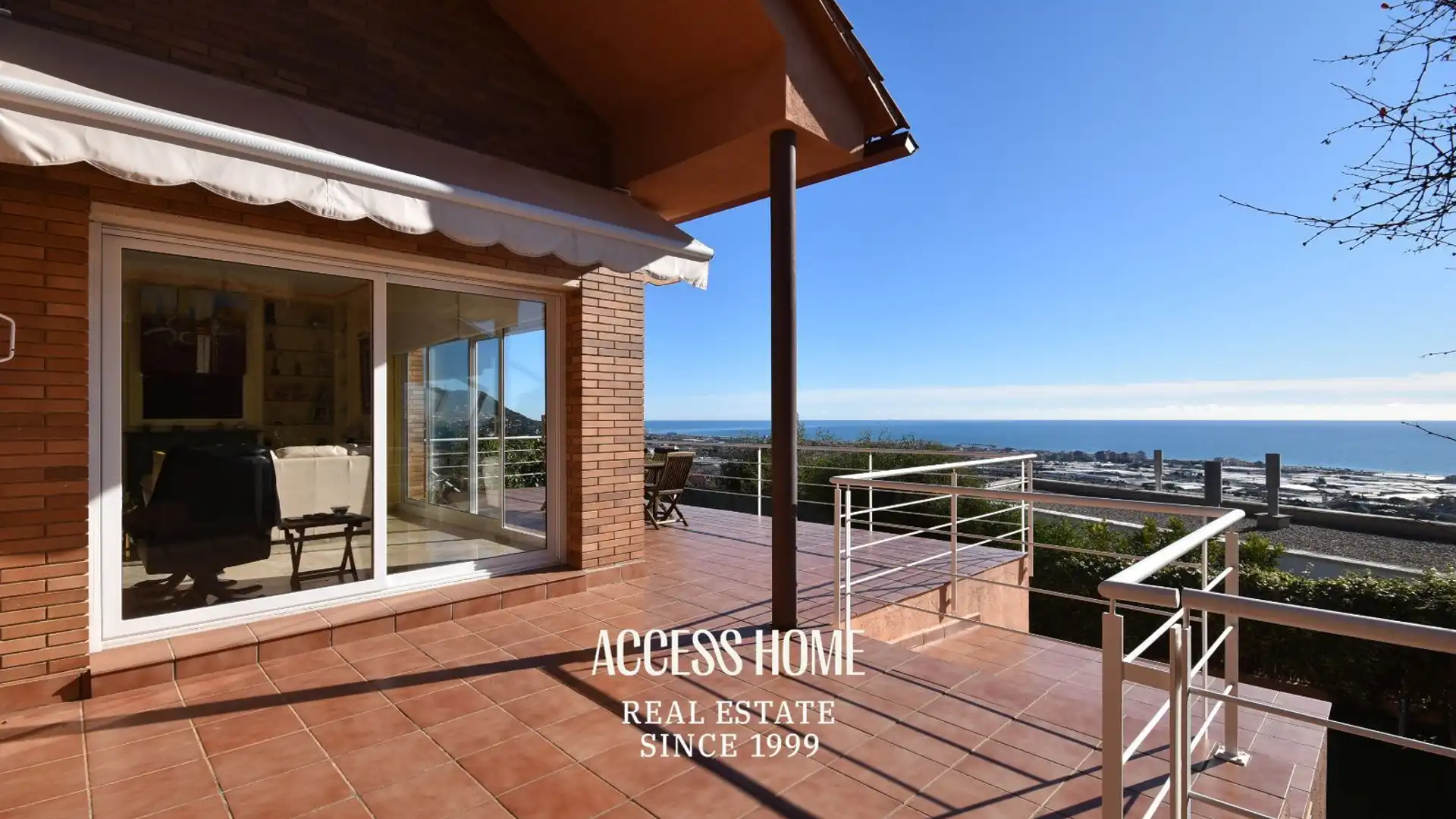 Vista exterior de Casa o chalet en venta en Premià de Dalt con Aire acondicionado, Calefacción y Terraza