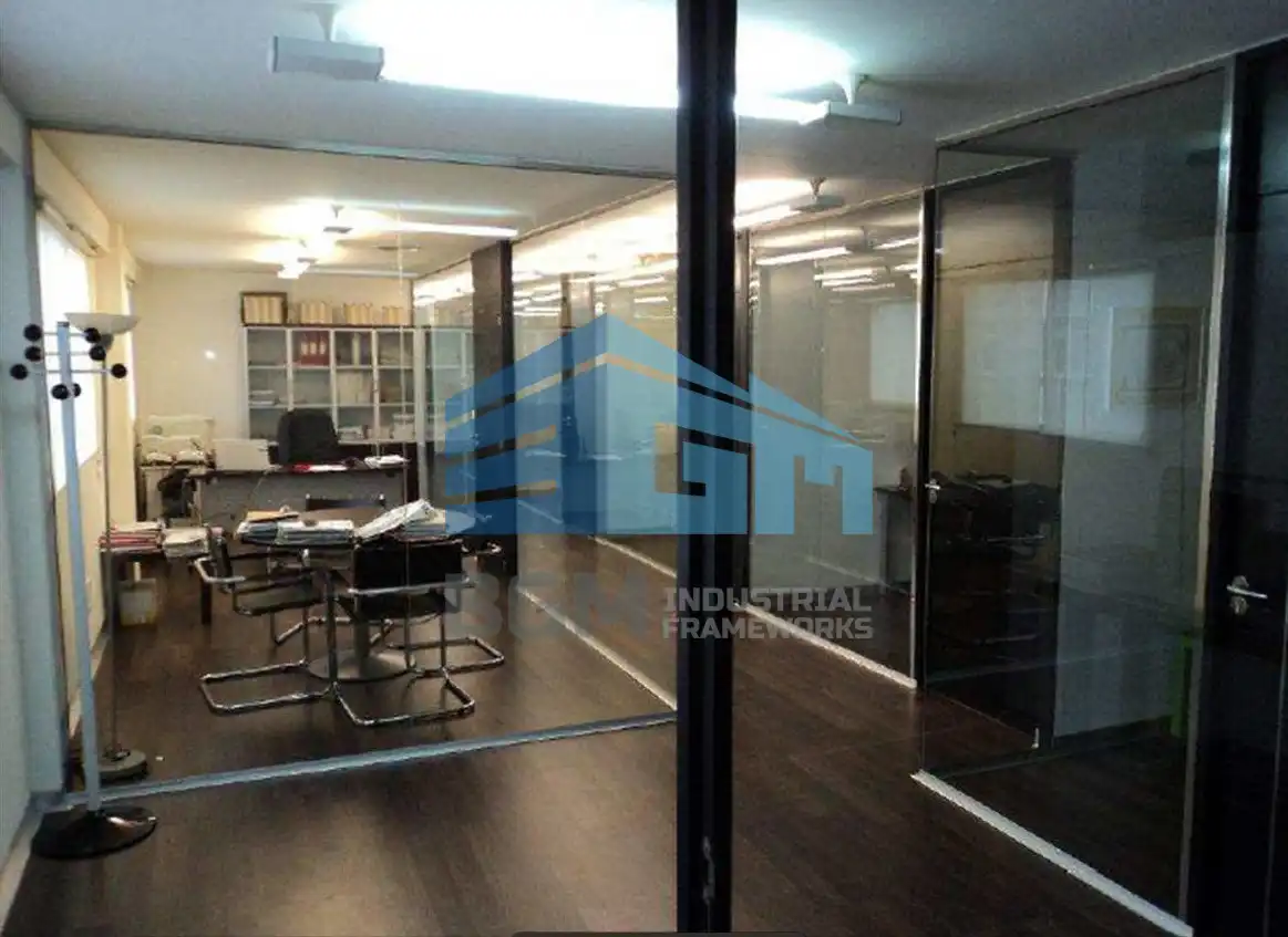 Industrial building for sale in Mesoiro