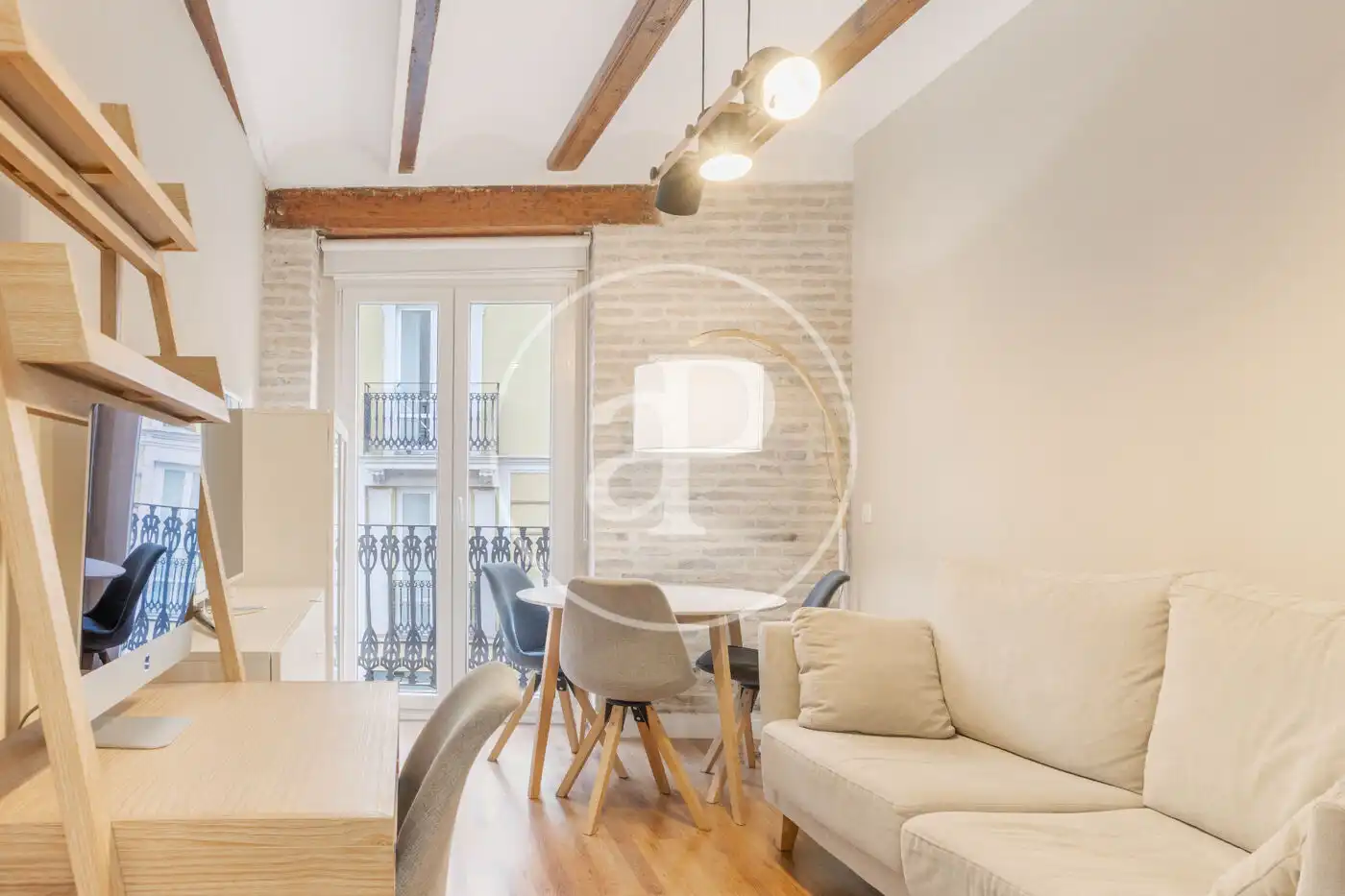 Sala de estar de Piso de alquiler en Valencia con Aire acondicionado, Calefacción y Amueblado